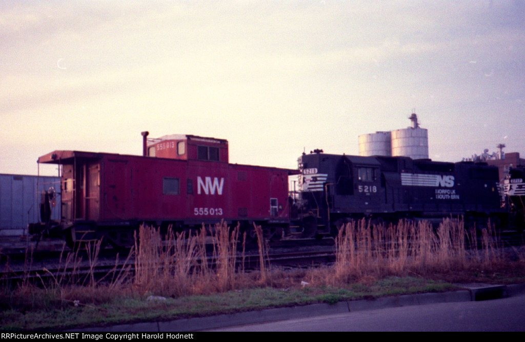 NW 555013 & NS GP38-2 # 5218